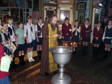 Крещение воспитанниц Мариинской гимназии