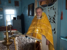 Праздничные молебны в храмах