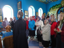 Пациенты геронтологического центра посетили Покровский храм