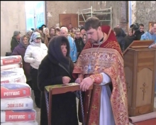 В возрождаемом храме совершена Божественная Литургия