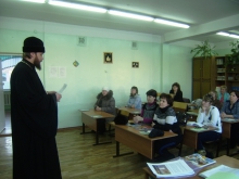 В Шарыпово батюшка познакомил родителей с ОПК