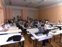 Встреча священнослужителя с учащимися медицинского колледжа 2