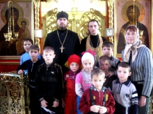 Дети из детского дома посетили Покровский храм и воскресную школу