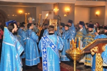 Богослужение в храме Рождества Христова 4