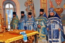 Богослужение в храме Рождества Христова 3