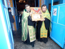 В Ачинске проводили икону Вифлеемских мучеников 2