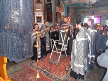 Чтение двенадцати Страстных Евангелий