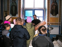 Священник провел урок ОРКСЭ в Казанском соборе 1