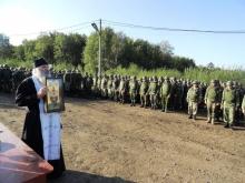Священник совершил молебен в воинской части 1
