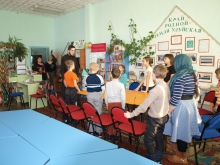 В Воскресной школе Большеулуйского храма изучают Православие дети и взрослые 2