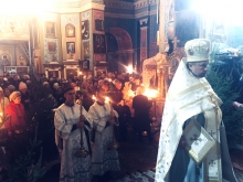 Ночная Божественная литургия в Казанском соборе 6