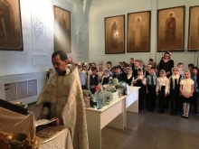 Чин Водоосвящения в православной гимназии 1