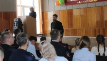 Священник поздравил ачинских полицейских с Днем защитника Отечества