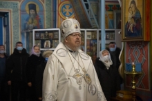 Митрополит Красноярский и Ачинский Пантелеимон совершил Божественную литургию в Казанском соборе города Ачинска 3