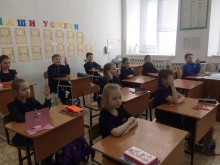 День воссоединение Крыма с Россией отметили в православной гимназии 3