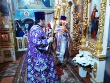 Сегодня в Казанском кафедральном соборе г. Ачинска прошло пасхальное богослужение 6