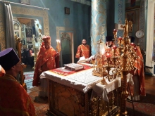 Сегодня в Казанском кафедральном соборе г. Ачинска прошло пасхальное богослужение 11