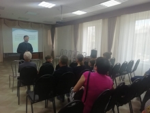 Священник принял участие в разговоре о семейных ценностях 4