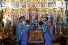 Митрополит Пантелеимон совершил Литургию в Казанском соборе Ачинска 8