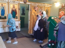 Божественная литургия в селе Белый Яр