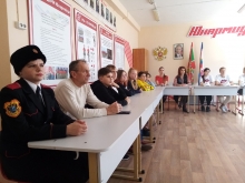Воспитанники военно-патриотических клубов Ачинска встретились со священником и казачьим Атаманом 4