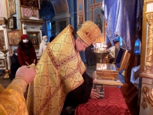 В дар Казанскому кафедральному собору передан башмачок святого Спиридона Тримифунтского 4