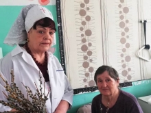 Православные сестры милосердия поздравили с праздником медперсонал и пациентов ЦРБ 2