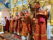 Ночное Пасхальное богослужение прошло в Казанском соборе 12