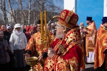 Правящий архиерей совершил Божественную литургию в Казанском соборе города Ачинска 7