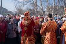 Правящий архиерей совершил Божественную литургию в Казанском соборе города Ачинска 8
