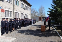 Священник напутствовал принявших Присягу полицейских 4