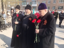 Священнослужители Казанского собора приняли участие в митинге, посвященном Дню Победы 3