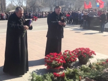 Священнослужители Казанского собора приняли участие в митинге, посвященном Дню Победы
