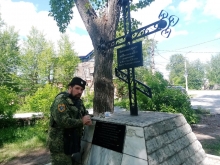 В Троицком парке прошел молебен царственным страстотерпцам 5