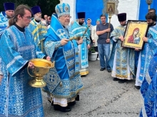 Митрополит Пантелеимон совершил Литургию Престольного праздника в Казанском соборе Ачинска 8