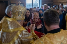 Владыка Пантелеимон освятил храм в селе Новоникольск Большеулуйского района 15