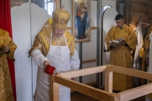 Владыка Пантелеимон освятил храм в селе Новоникольск Большеулуйского района 5