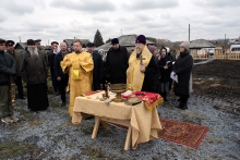 Правящий архиерей освятил закладной камень храма святителя Николая в Большом Улуе 7