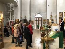 Священник рассказал студентам о Данииловском храме 2