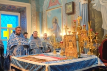 Правящий архиерей в день престольного праздника совершил Божественную литургию в Казанском кафедральном соборе Ачинска 4