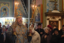 Правящий архиерей в день престольного праздника совершил Божественную литургию в Казанском кафедральном соборе Ачинска
