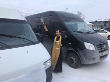 Священник напутствовал добровольцев в Казанском соборе