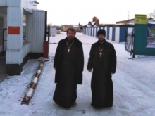 Ачинские священнослужители посетили следственный изолятор