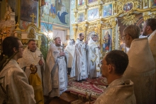 Правящий архиерей совершил Божественную литургию в Казанском кафедральном соборе Ачинска 7