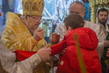 Правящий архиерей совершил Божественную литургию в Казанском кафедральном соборе Ачинска 11