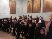 Православные гимназисты узнали о Вербном воскресенье и унесли домой освященные веточки вербы 3