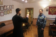 В преддверии Пасхи священник посетил следственный изолятор