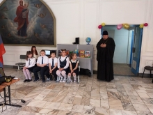 Последний звонок прозвучал для четвероклассников православной гимназии