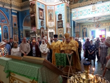 В День памяти Красноярских святых Ачинский благочинный освятил иконы новомучеников 2