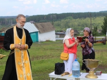 Перед началом строительства нового храма в селе Ястребово отслужили молебен